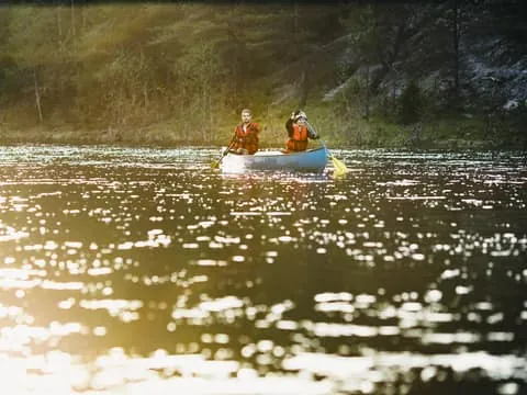 Lake Juuma Guided Canoe Tour with Snack