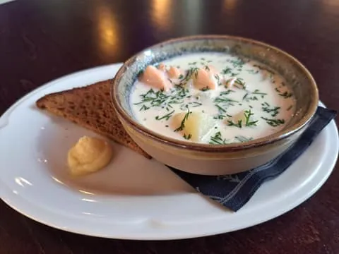 Insider Guided Food Tour with 5 Tastings