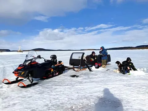 Ivalo: Ice Fishing Safari on Lake Inari by Snowmobile Sleigh
