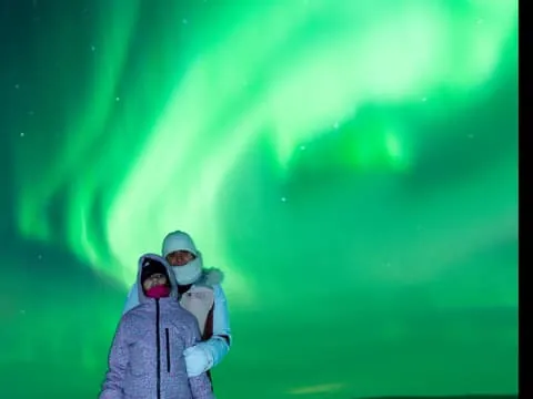 Ylläs and Levi: Guaranteed Northern Lights Hunt with Photos