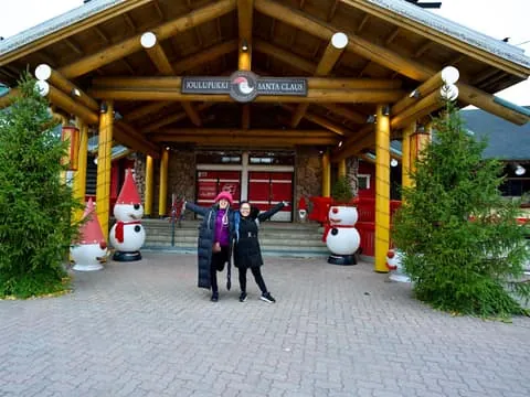 Santa, Reindeer & Ranua Zoo with Private Tour