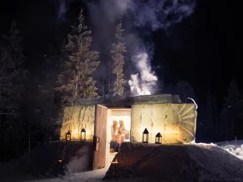 Pyhäpiilo sauna duo: smoke & ice sauna experience