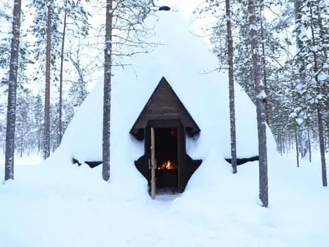 Ylläs: Ice fishing (jigging) excursion with snowmobiles