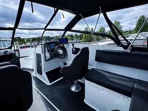 Lake Inari Arctic Nature Adventure with Boat Cruise & Lunch