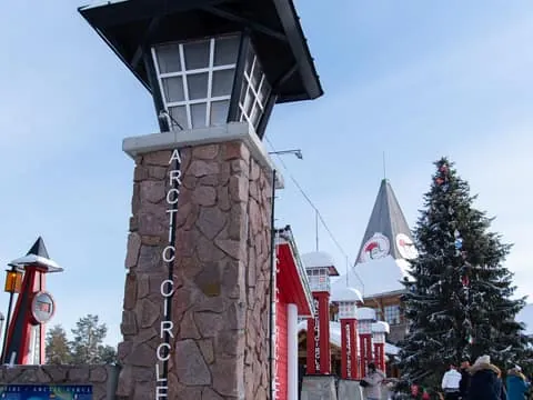 Rovaniemi Sightseeing Tour: Ounasvaara, Arktikum and Santa Claus Village
