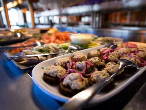 Full-Day Highlights Tour with Buffet Lunch