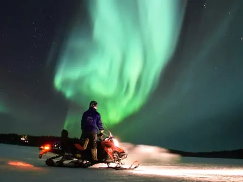 Night Snowmobile Tour