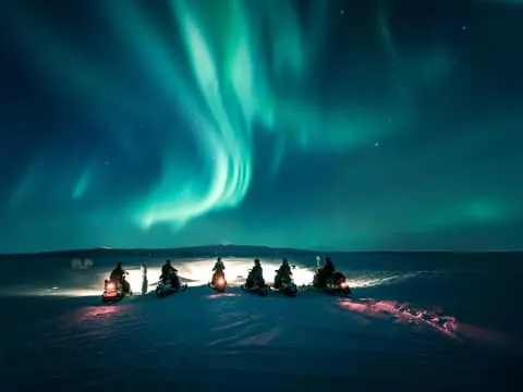 Levi: Northern Lights Snowmobile Safari and Campfire Picnic