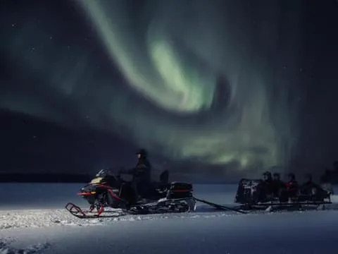 Starlight sledging to search for Northern Lights