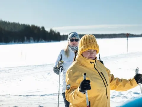 Levi: Cross-Country Skiing Tour for Beginners
