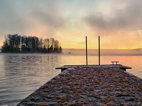Traditional Sauna and Ice Swimming Experience