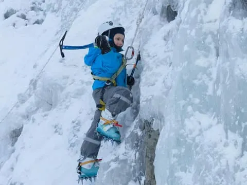 Pyhätunturi: Kid's Ice Climbing Adventure in Finnish Lapland