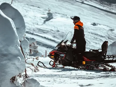 Levi: Full-Day Snowmobile Safari to Wilderness