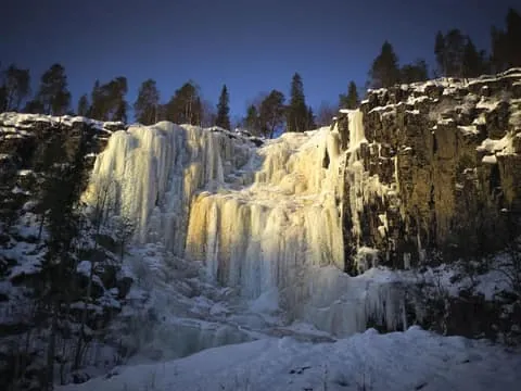 Korouoma Canyon and Frozen Waterfalls Tour