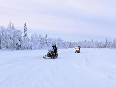 Levi: Snowmobile Safari around Levi Fell