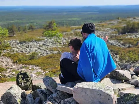 Lapland: Guided Hiking Tour in the Pristine Nature in Luosto