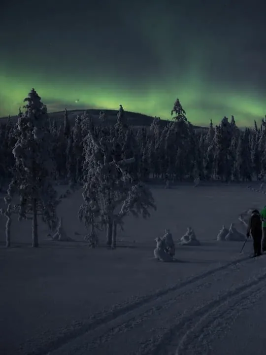 Ylläs: Night Skiing Tour Under the Arctic Sky