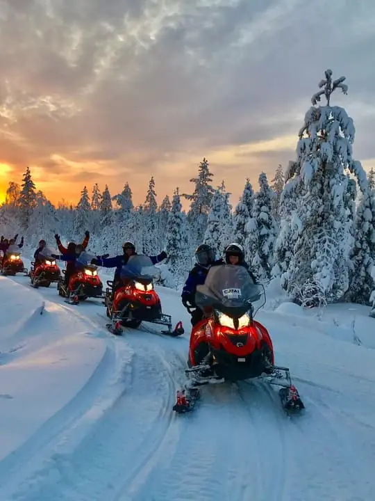 Scenic Snowmobile Safari