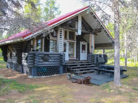 Inarin Aava, a cabin in Inarijärvi