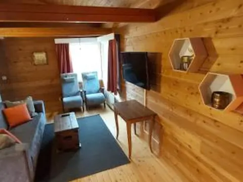 Hideaway Cottage