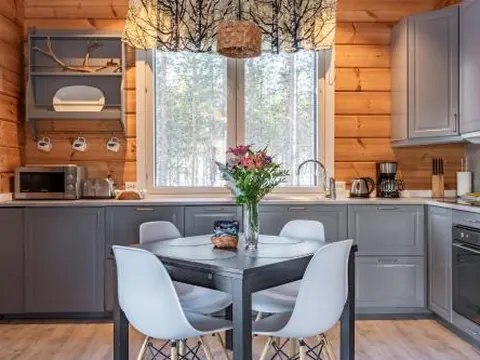 Arctic Nature Lodge