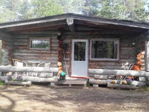 Cabin at Huskies Farm