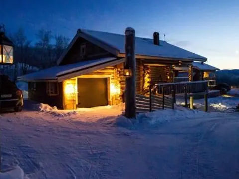 Kelo Aurora luxury cabin