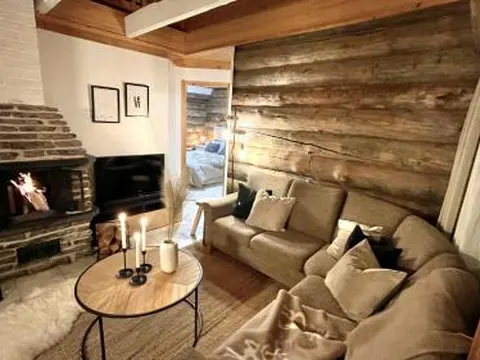 Nilimukka log cabin near Levi center