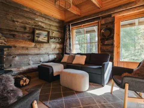 Levin Sudenpesä by Holiday in Lapland