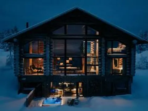 Luxury Villa Utsun Otso inc Hot Tub
