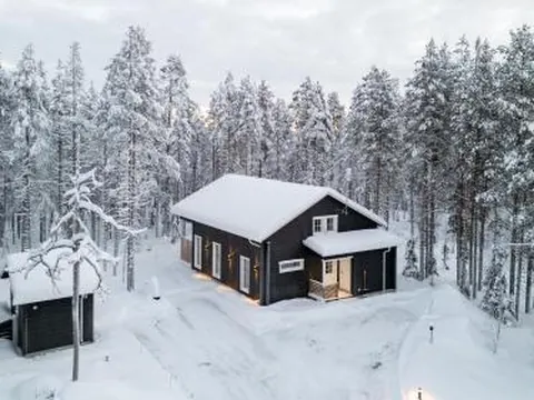 Villa Lapintuuli by Holiday in Lapland