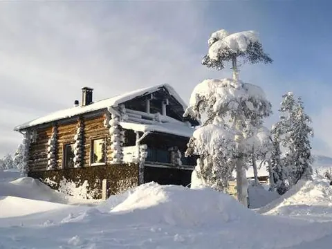 Villa Icehaven by Aavalevi