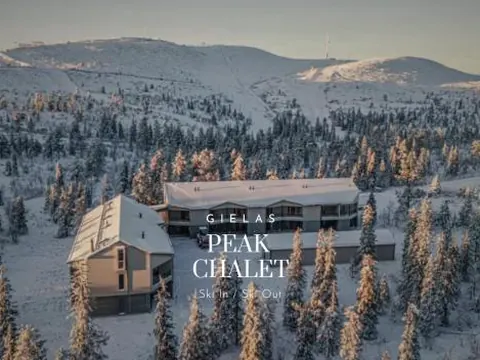 Peak Chalet B6 Ski-in Ski-out by Aavalevi