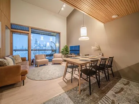 Horizon Chalet B8 by Aavalevi
