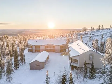 Frost Chalet A6 Ski-in Ski-out by Aavalevi
