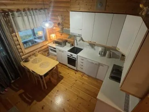 Muru Cabin