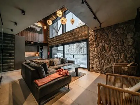 Villa Komia B by Aavalevi