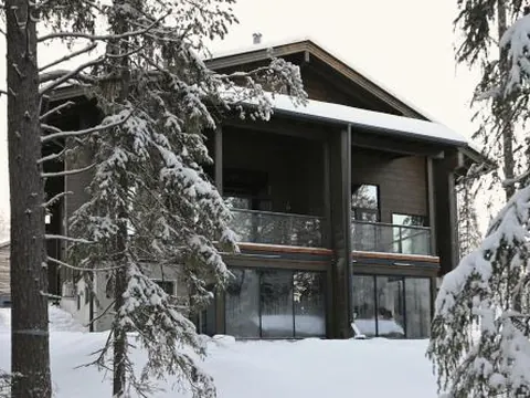 Villa Taruilevi 3 inc Hot Tub