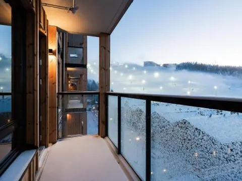Le Chalet Lingonberry D23 Ski-in Ski-out by Aavalevi