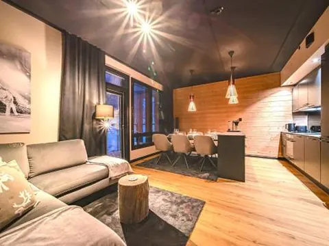 Levillas Levi Front Suite