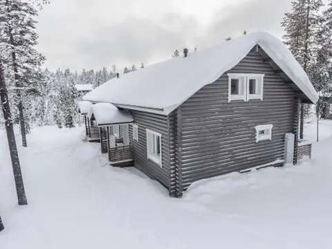 Cozy cabin A with private jacuzzi!