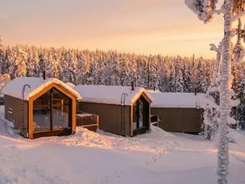 North Suite Arctic Bungalow 20A by Hilla Villas