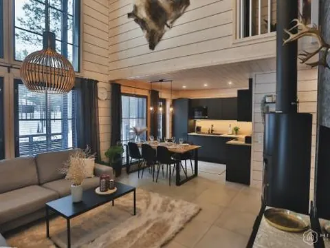 Arctic Bear Lodge by Hilla Villas