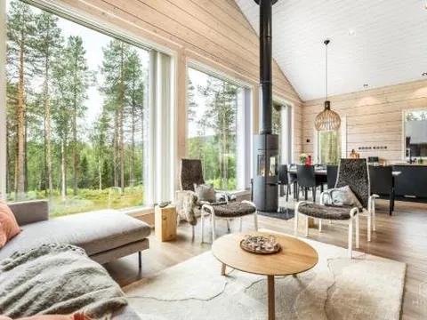 Villa Blackfell Levi by Hilla Villas