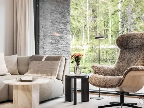 Westhill Chalet B by Hilla Villas