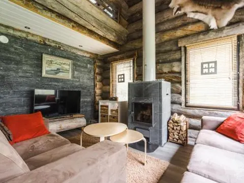 Riekkopolku 2B by Holiday In Lapland