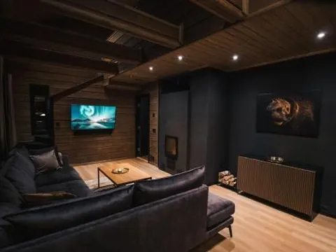 Le-Villa Black