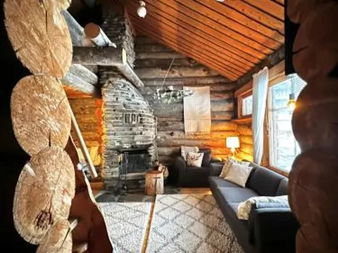 Luosto Jylhäkelo - a cozy loghouse in the heart of Lapland