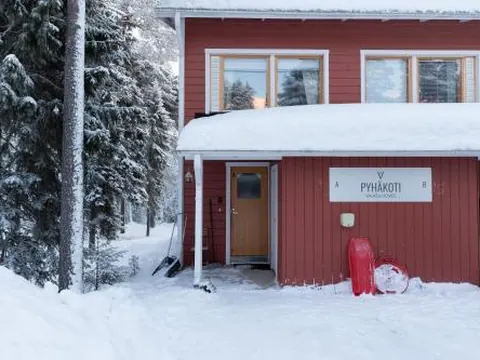 Pyhäkoti A - 30 Meters From the Slopes - Valkea Homes