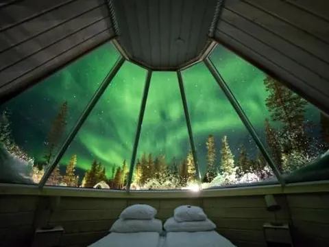 Northern Lights Village Pyhä